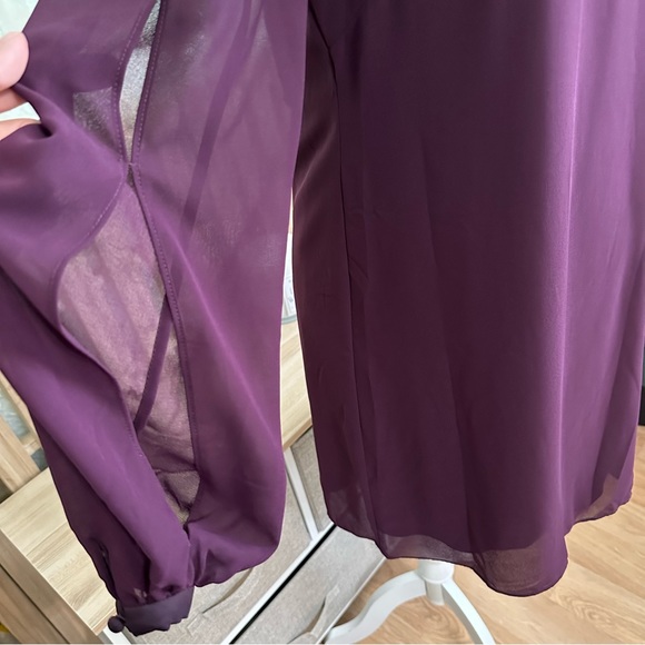 NWOT Vince Camuto Wine Sheer V neck Lined Midi Dress - classy Woman Size 2 - Picture 4 of 10